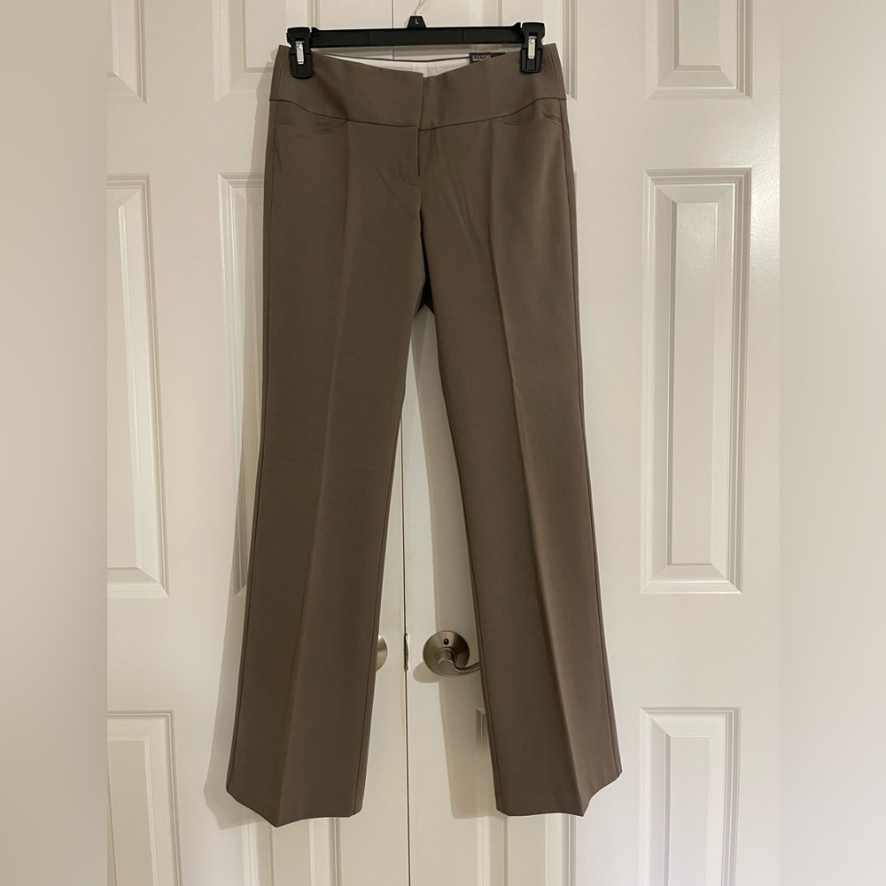 NWT - Express Editor 2R pants. New & never worn!